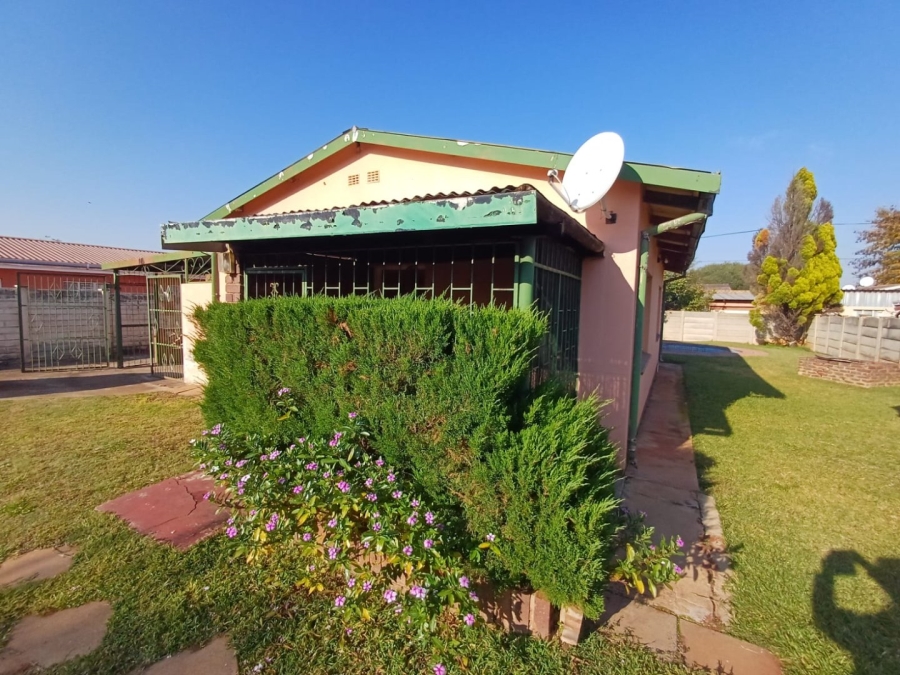 2 Bedroom Property for Sale in Randlespark North West